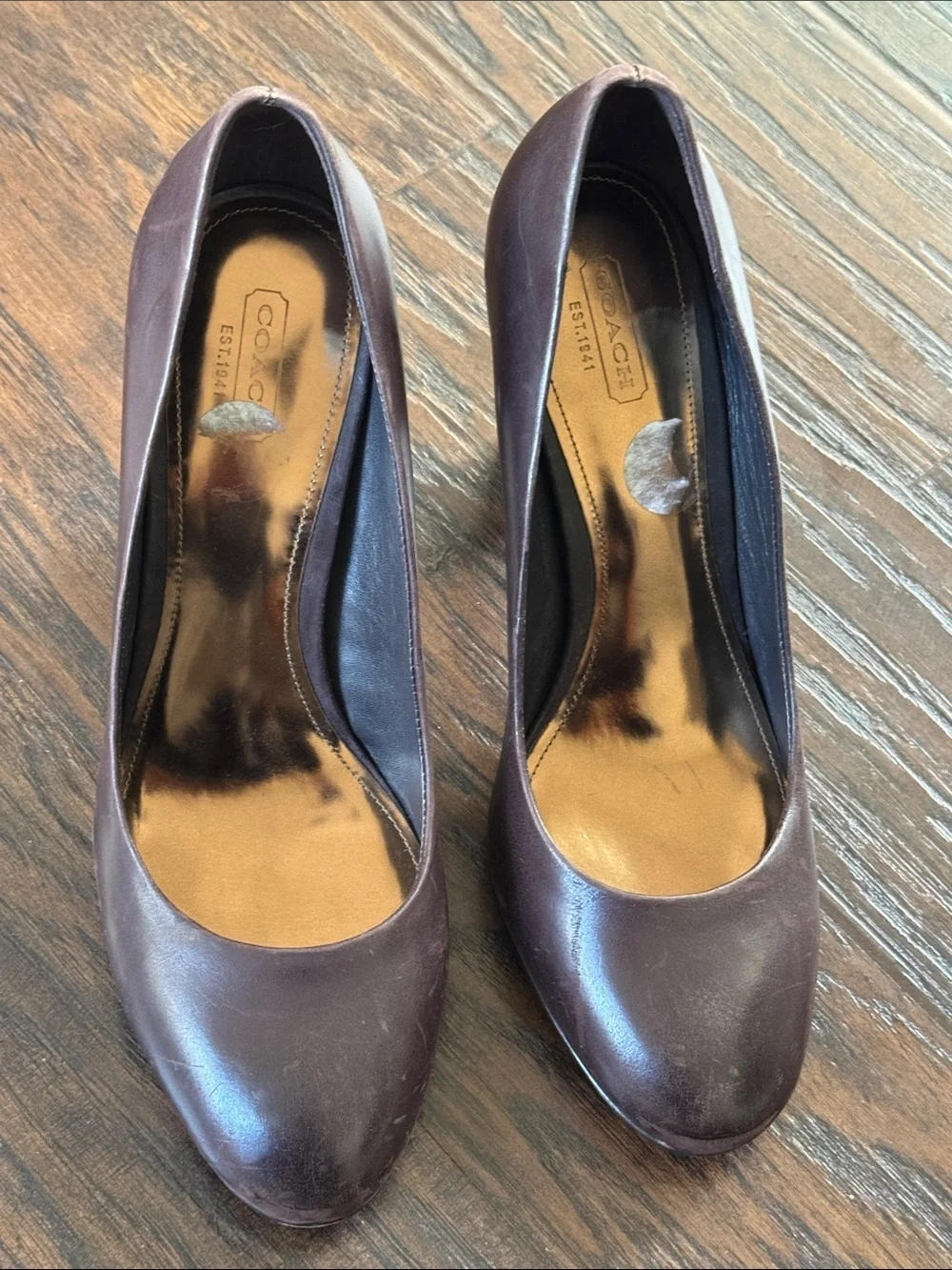 Coach Women's Mahogany Brown  Leather Round-Toe Pumps, Sz 10, w/ Signature Heel